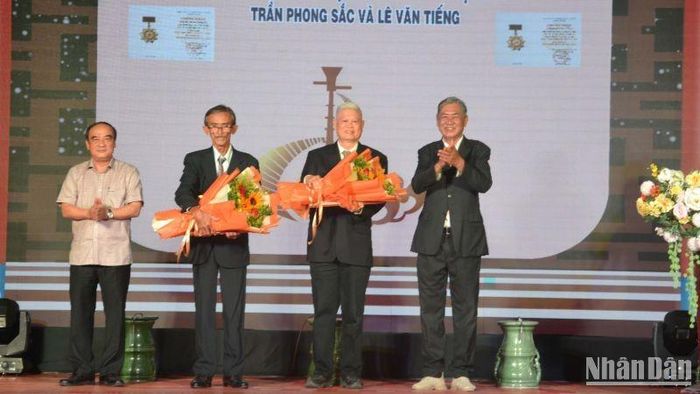Gần 150 nghệ nhân, tài tử tham dự Liên hoan Đờn ca tài tử Nam Bộ tỉnh Long An mở rộng năm 2023