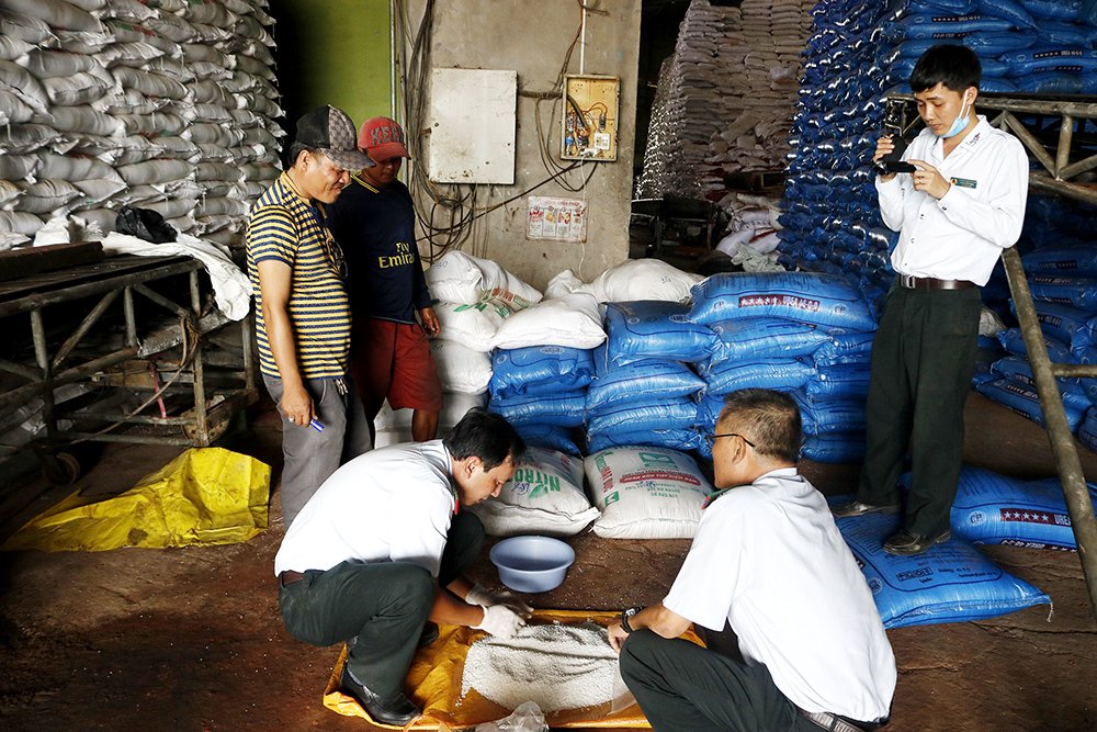 Sở Nông nghiệp và Phát triển Nông thôn An Giang ra quân kiểm tra việc sản xuất – kinh doanh trong lĩnh vực chăn nuôi và thủy sản