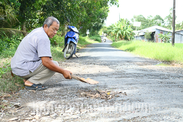 Sóc Trăng: Ông Danh Phol chăm làm việc công ích