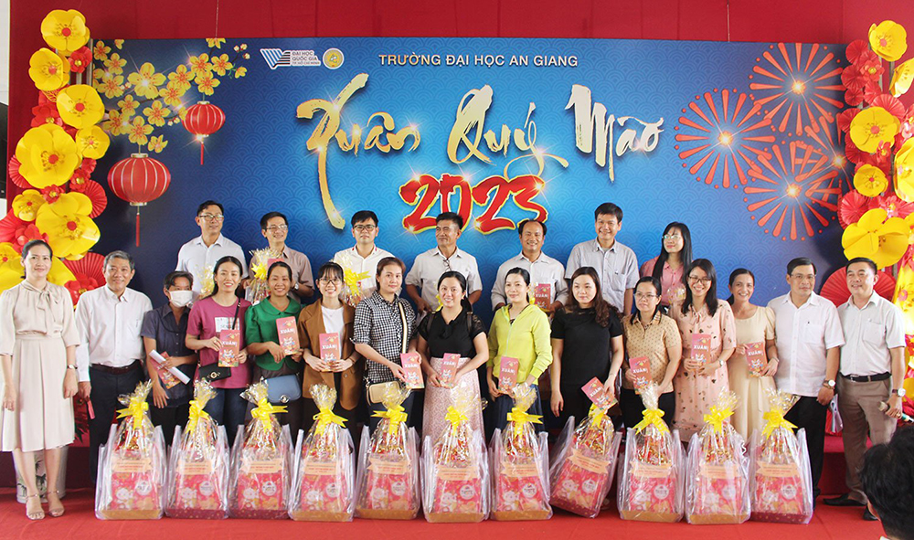 Công đoàn cơ sở Trường Đại học An Giang “Đổi mới – Dân chủ - Đoàn kết – Phát triển”