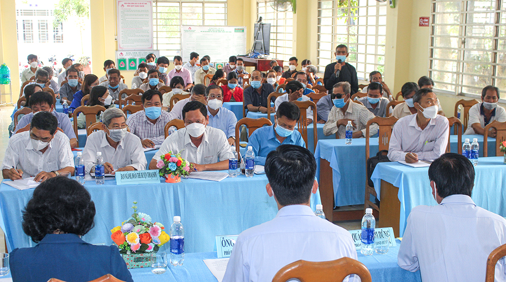 Thoại Sơn “Lắng nghe dân nói”