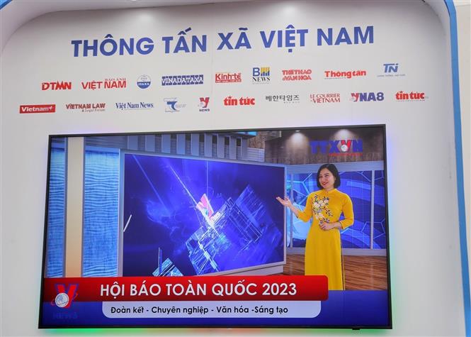 Bế mạc Hội báo toàn quốc 2023: Theo sát xu thế chuyển đổi số, ứng dụng trí tuệ nhân tạo
