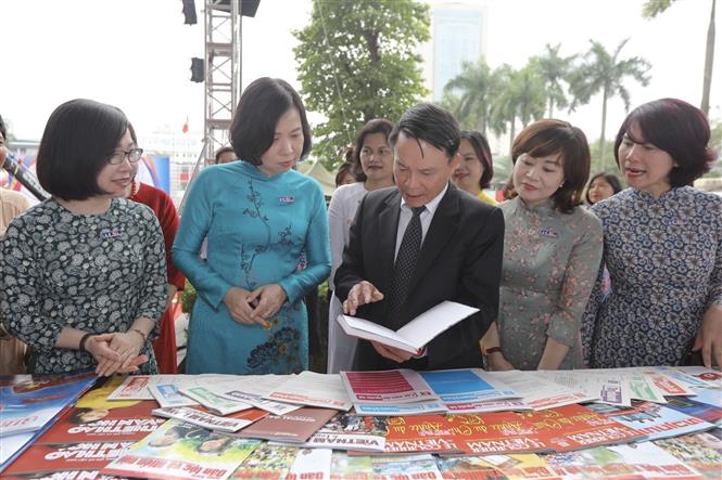 Bế mạc Hội báo toàn quốc 2023: Theo sát xu thế chuyển đổi số, ứng dụng trí tuệ nhân tạo