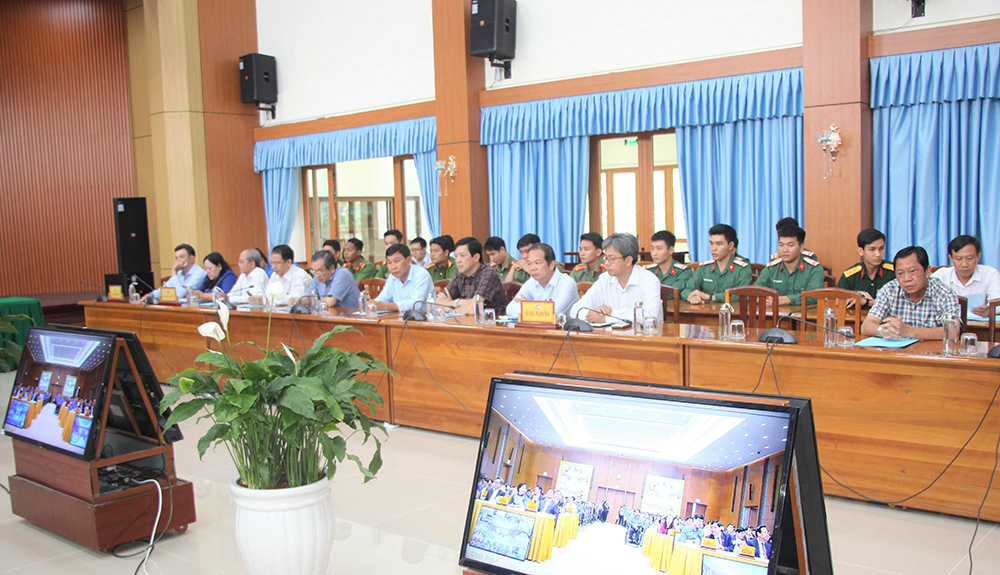 Thủ tướng Chính phủ Phạm Minh Chính đối thoại với thanh niên toàn quốc