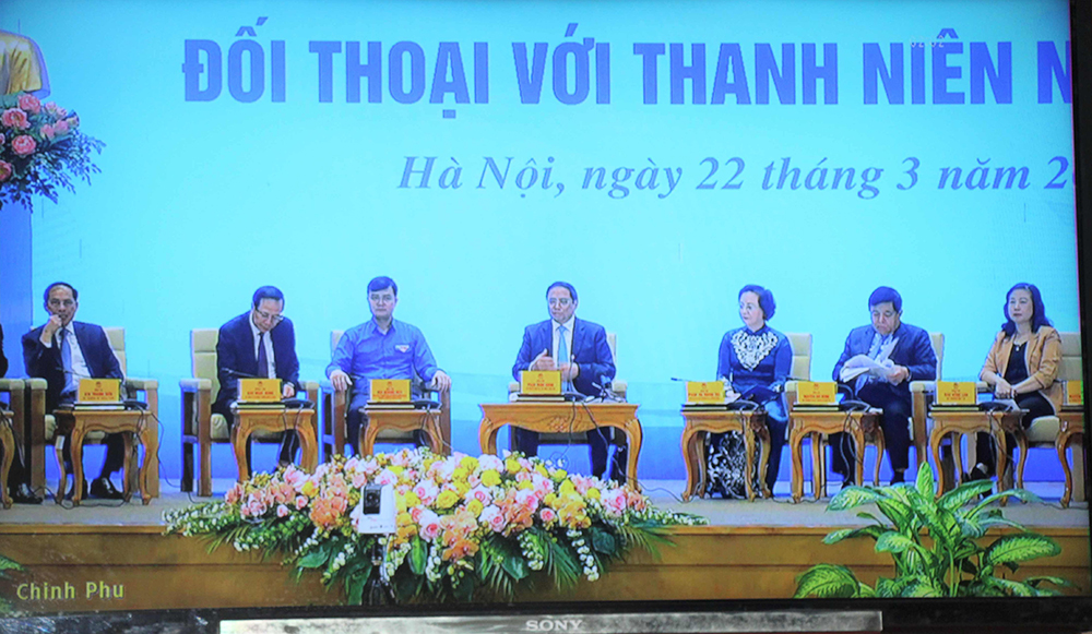 Thủ tướng Chính phủ Phạm Minh Chính đối thoại với thanh niên toàn quốc