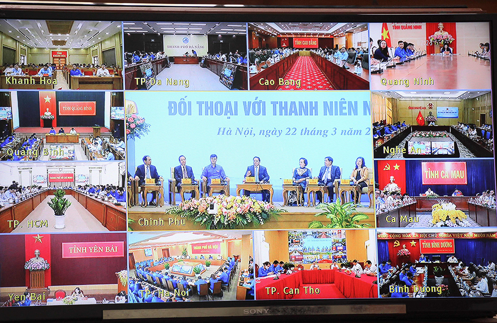 Thủ tướng Chính phủ Phạm Minh Chính đối thoại với thanh niên toàn quốc