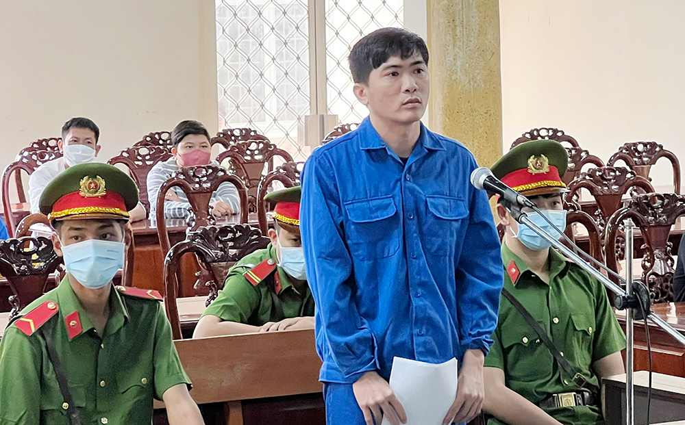 “Giận cá, chém thớt”