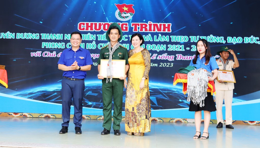 Tỉnh đoàn An Giang tuyên dương 51 cá nhân xuất sắc trong học tập và làm theo tư tưởng, đạo đức, phong cách Hồ Chí Minh