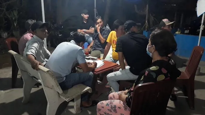 Phá sới bạc trong căn nhà 'quyết tâm xây dựng gia đình văn hóa'