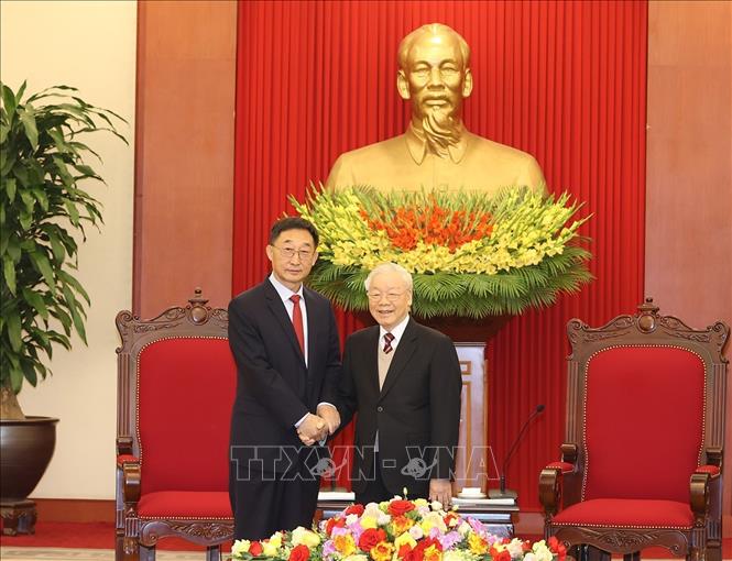 Tổng Bí thư Nguyễn Phú Trọng tiếp Bí thư Đảng ủy Khu tự trị dân tộc Choang Quảng Tây