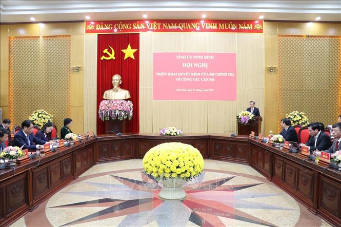 Tổng Biên tập Tạp chí Cộng sản Đoàn Minh Huấn giữ chức Bí thư Tỉnh ủy Ninh Bình