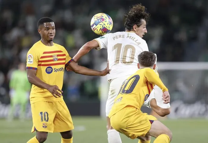 Barcelona tăng tốc về đích sớm La Liga