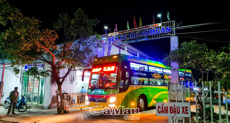 Cà Mau: Ðừng để xe dù, bến cóc nhờn luật
