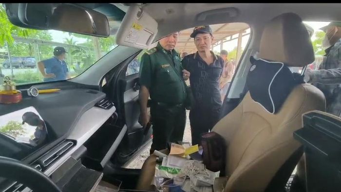 Long An: Bắt giữ đối tượng liên quan kiện hàng khẩu trang gửi đi Úc chứa ma túy