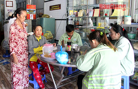 Hậu Giang: Bếp ăn 0 đồng của bà Dung