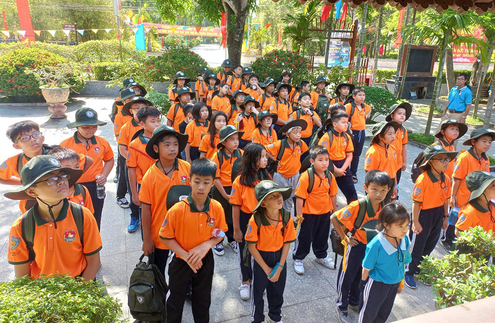 Làm gì khi trẻ thiếu động lực vượt khó?