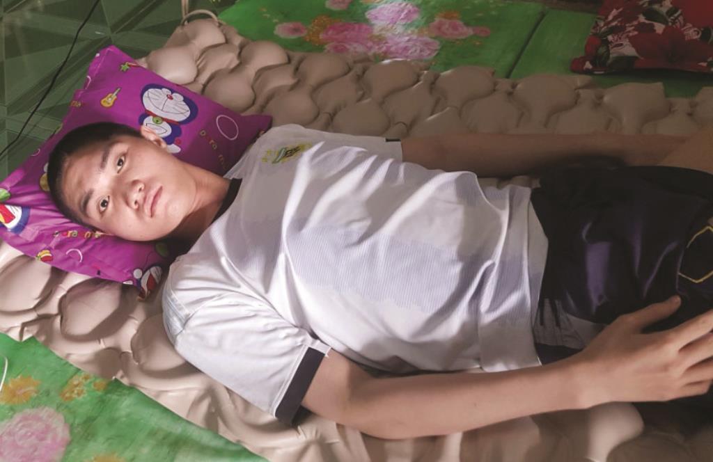 2 hoàn cảnh đau bệnh