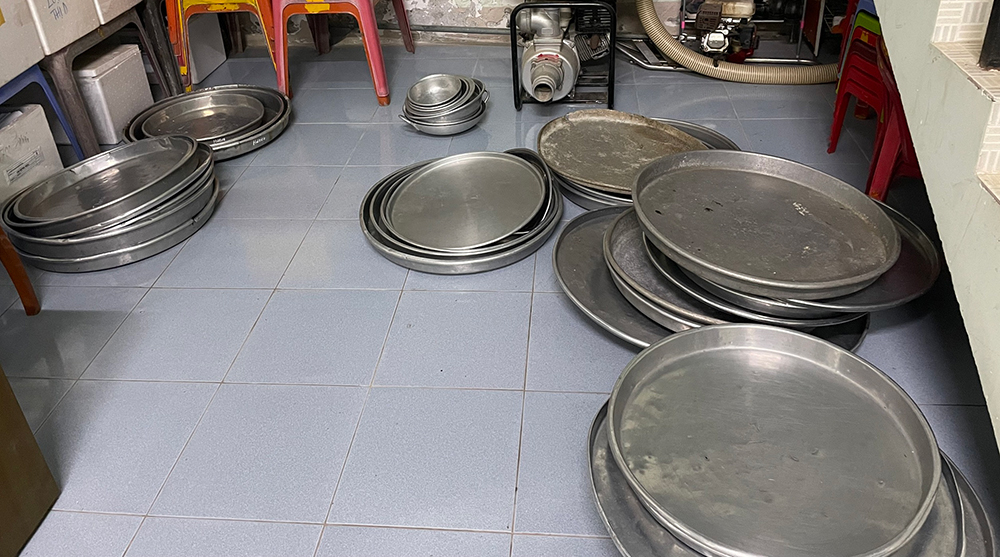 Tạm giữ hình sự 2 đối tượng trộm tài sản ở chợ cá Trung tâm Thương mại TX. Tân Châu