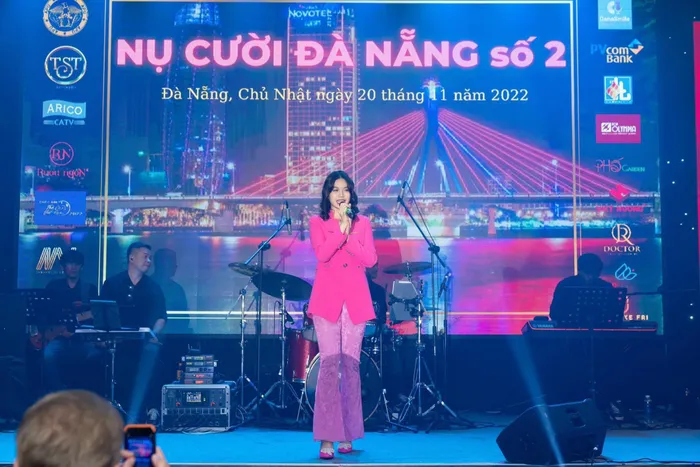 Nữ sinh Y khoa thạo 5 thứ tiếng, học giỏi và hát hay thi Miss World Vietnam 2023