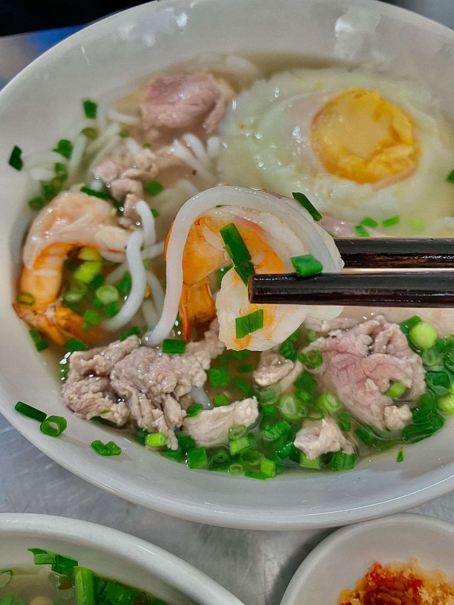Gỏi gà măng cụt và loạt đặc sản Bình Dương ngon trứ danh