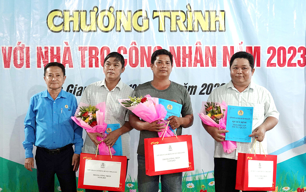 Điểm sáng hoạt động công đoàn huyện Thoại Sơn