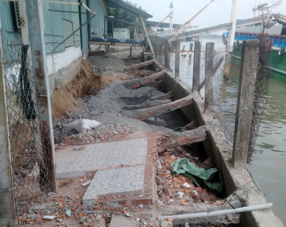 Xảy ra sạt lở ở Chợ Mới