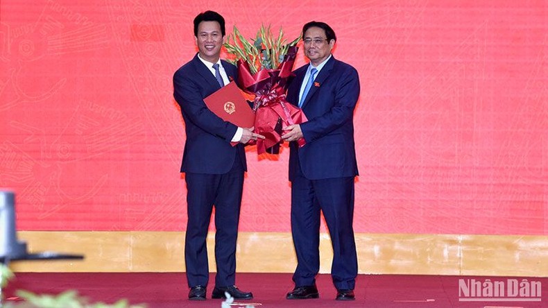 Thủ tướng Phạm Minh Chính trao quyết định bổ nhiệm Bộ trưởng Tài nguyên và Môi trường