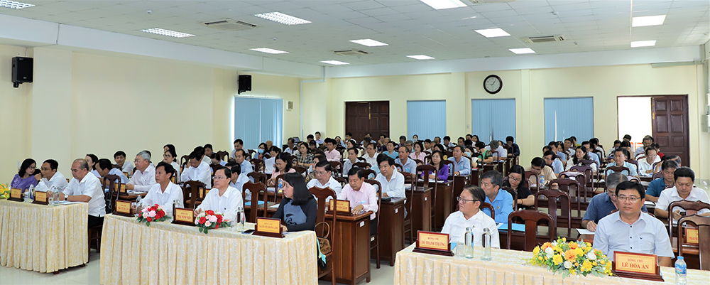 Đảng bộ Khối Cơ quan và Doanh nghiệp tỉnh An Giang phát động thi đua xây dựng “Chi bộ bốn tốt”, “Đảng bộ cơ sở bốn tốt”