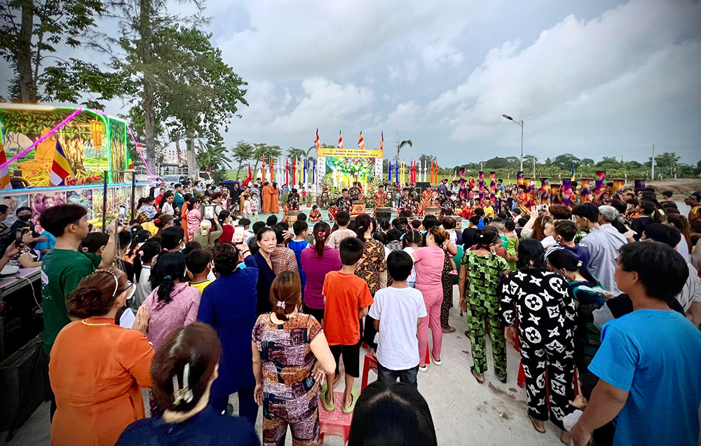An lạc trong tuần lễ Phật đản