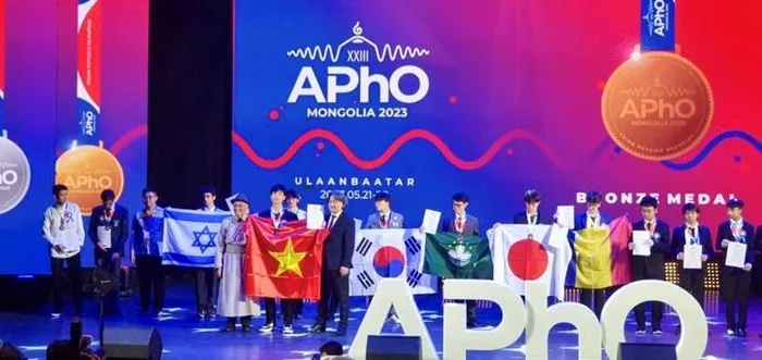Việt Nam đoạt 4 huy chương Đồng tại Olympic Vật lí Châu Á - Thái Bình Dương 2023