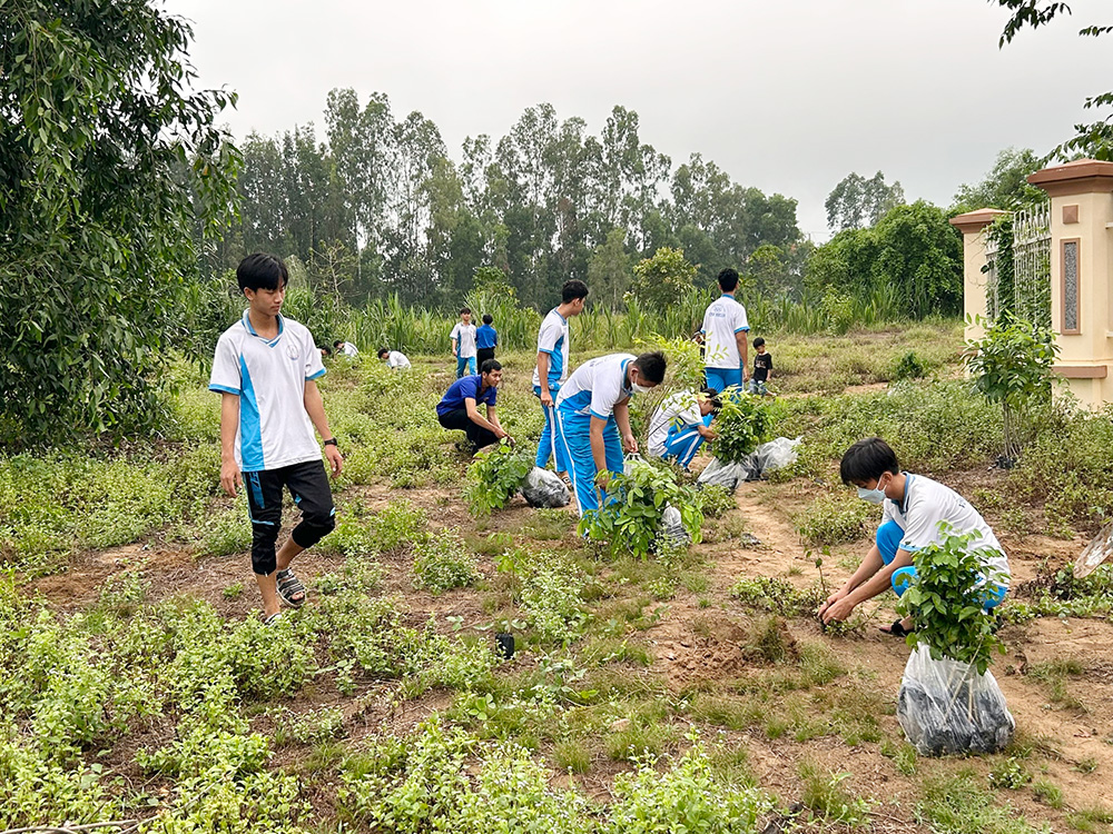 Tuổi trẻ Châu Thành ra quân hưởng ứng “Ngày Chủ nhật xanh” toàn quốc đợt II/2023