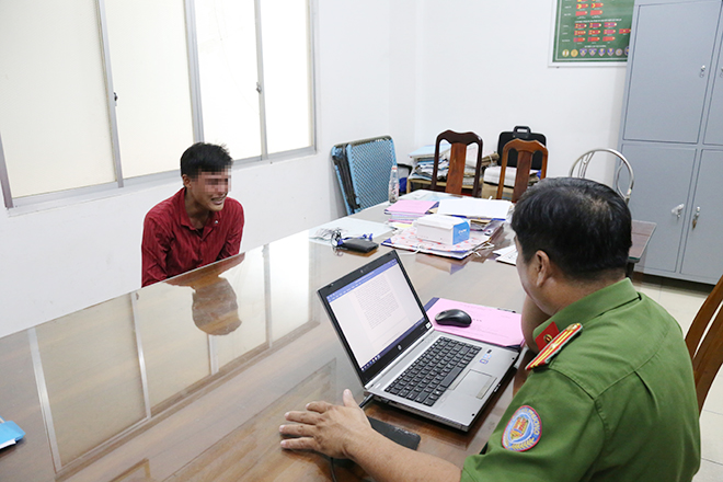 Sóc Trăng: Công an làm việc với đối tượng phun sơn, vẽ bậy nơi công cộng