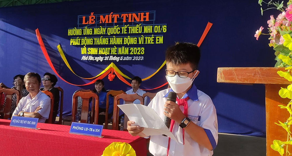 Huyện Phú Tân mít- tinh Ngày Quốc tế Thiếu nhi 1/6 và phát động Tháng hành động vì trẻ em