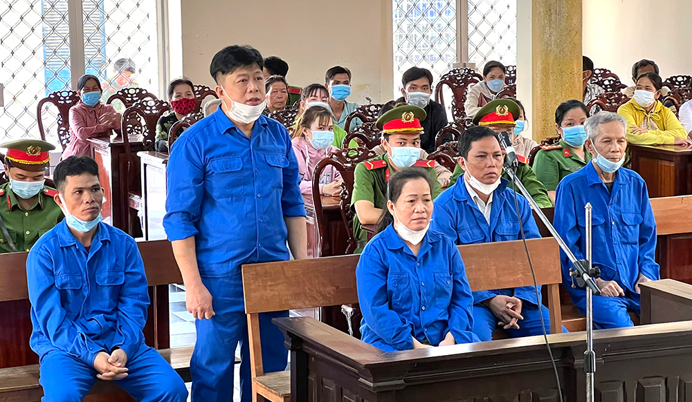 Lấy chì làm thiên thạch, kêu giá ngàn tỷ