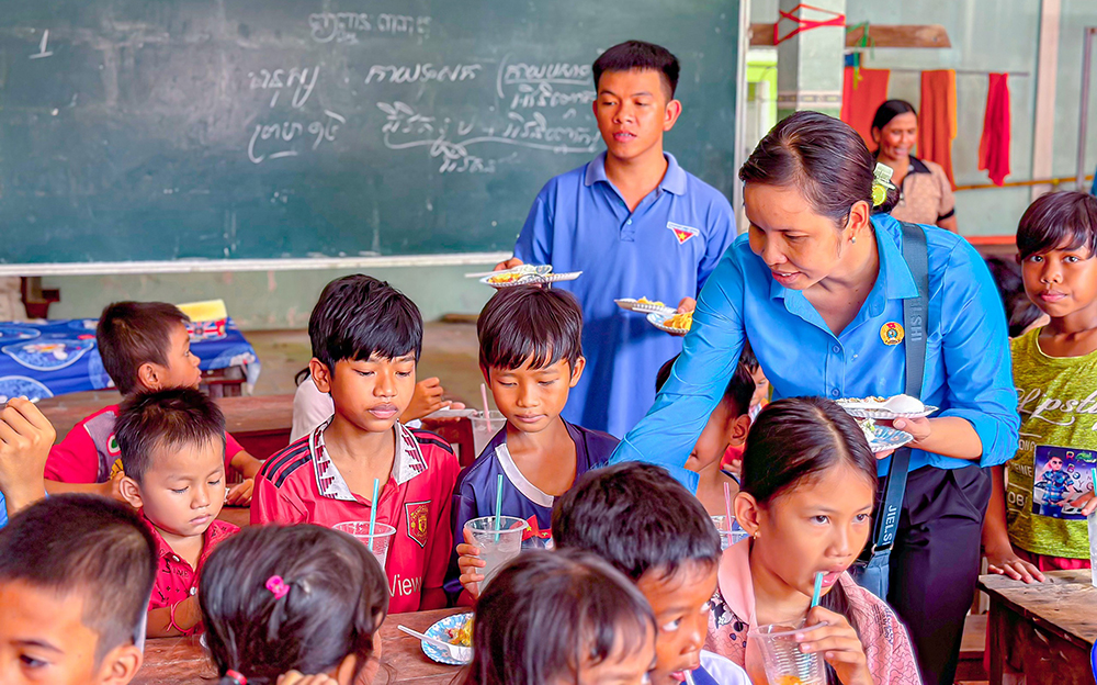Ngày Quốc tế Thiếu nhi ý nghĩa cho trẻ em đồng bào dân tộc thiểu số Khmer xã Lương Phi