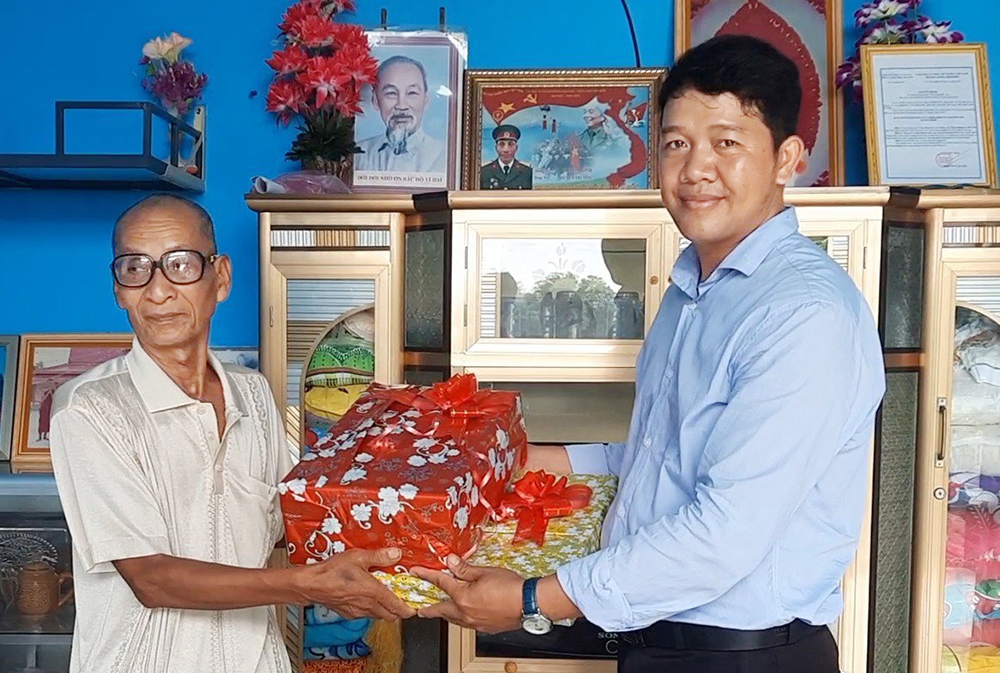 Cựu chiến binh dân tộc thiểu số Khmer ở Tri Tôn được hỗ trợ nhà ở