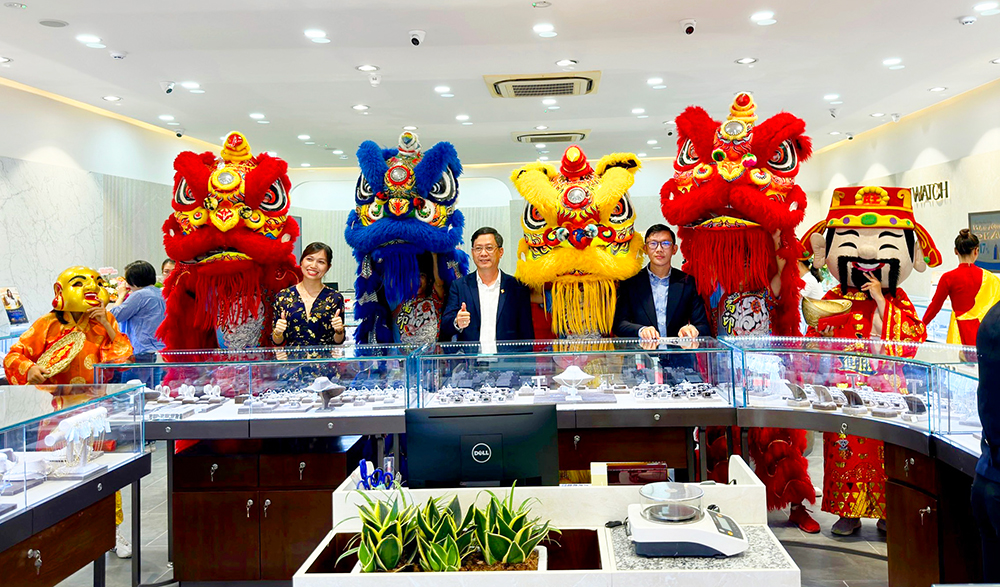 PNJ tưng bừng khai trương Trung tâm kim hoàn tại TP. Châu Đốc