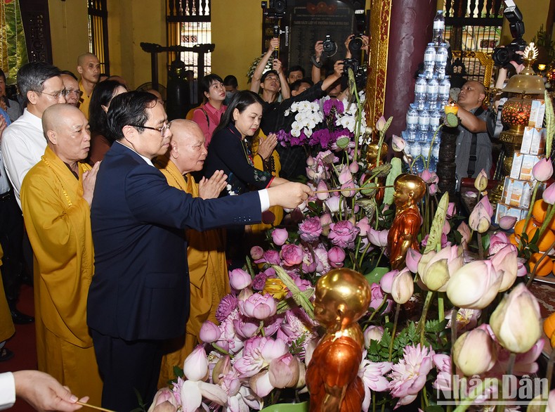 Thủ tướng Phạm Minh Chính chúc mừng Đại lễ Phật đản