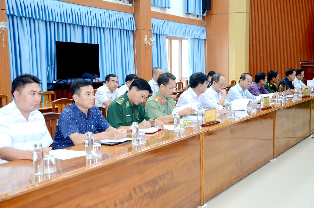 Chuyển COVID-19 không còn là bệnh truyền nhiễm nhóm A