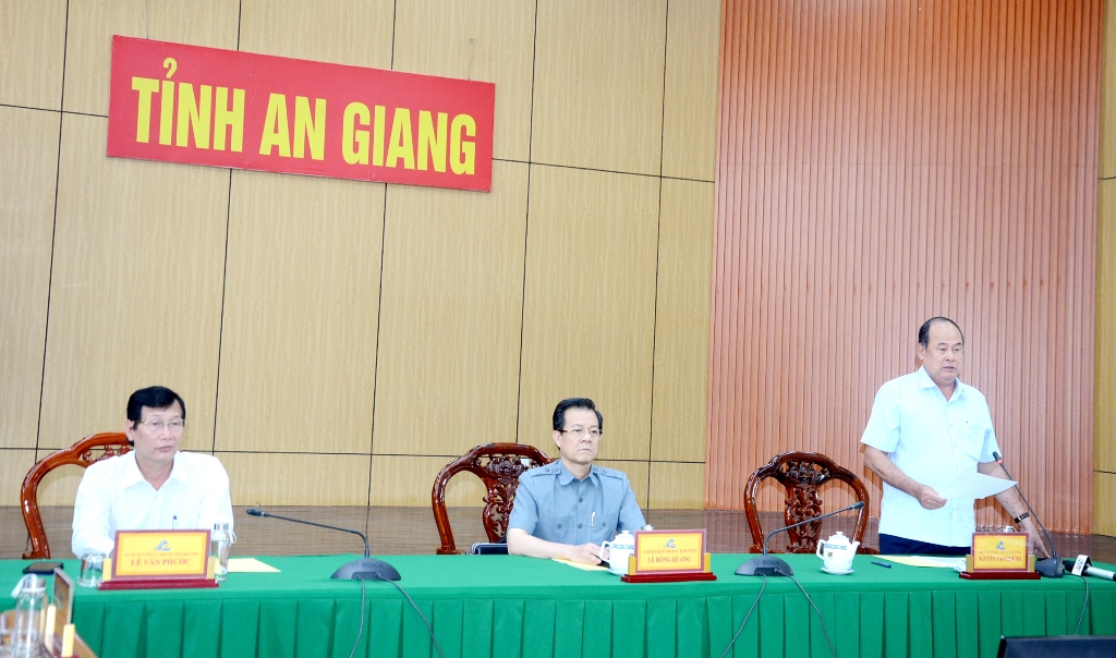 Chuyển COVID-19 không còn là bệnh truyền nhiễm nhóm A