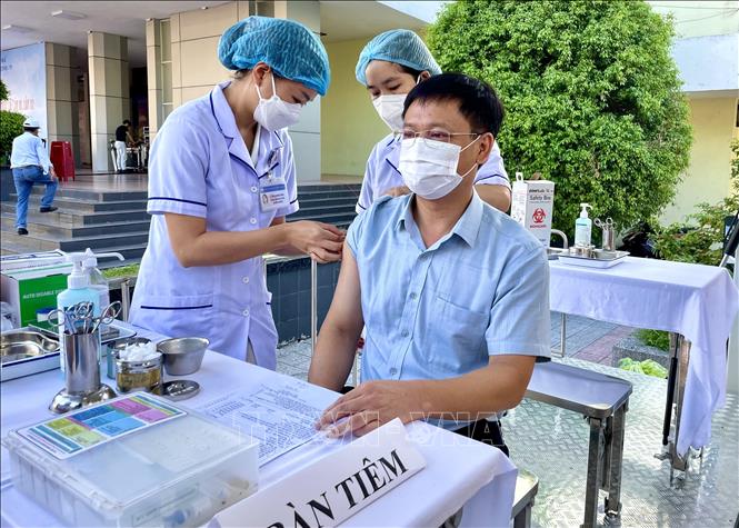 Nổi bật tuần qua: Chính phủ họp trực tuyến về kinh tế xã hội 5 tháng; Đại lễ Phật đản Phật lịch 2567