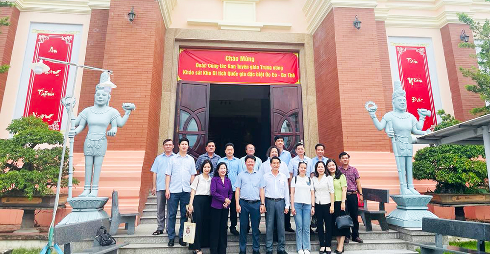 Ban Tuyên giáo Trung ương khảo sát thực tế tại Khu Di tích quốc gia đặc biệt Óc Eo - Ba Thê