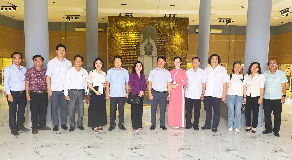 Ban Tuyên giáo Trung ương khảo sát thực tế tại Khu Di tích quốc gia đặc biệt Óc Eo - Ba Thê