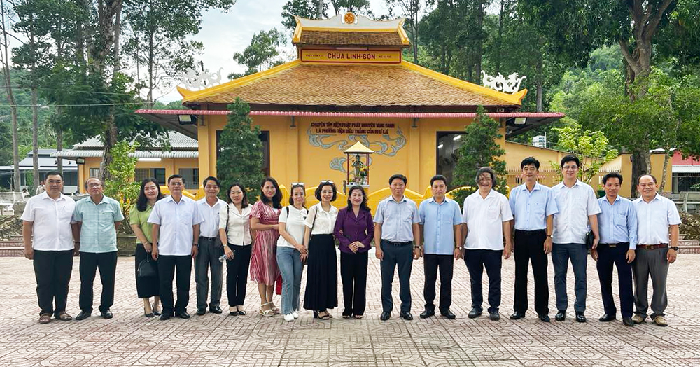 Ban Tuyên giáo Trung ương khảo sát thực tế tại Khu Di tích quốc gia đặc biệt Óc Eo - Ba Thê