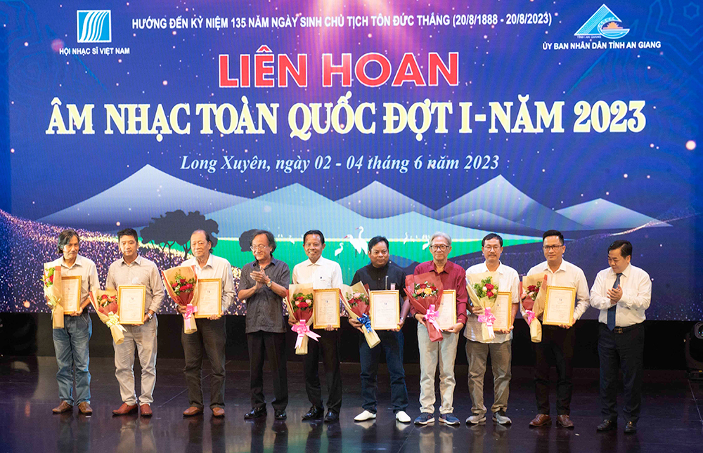 Bế mạc, trao giải Liên hoan Âm nhạc toàn quốc đợt I năm 2023, tại TP. Long Xuyên