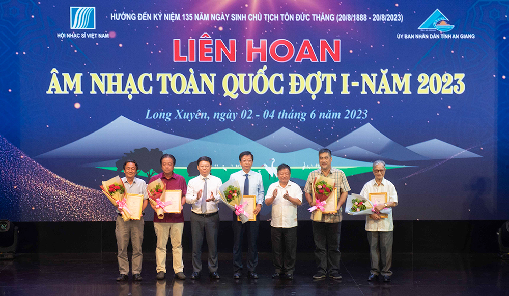 Bế mạc, trao giải Liên hoan Âm nhạc toàn quốc đợt I năm 2023, tại TP. Long Xuyên
