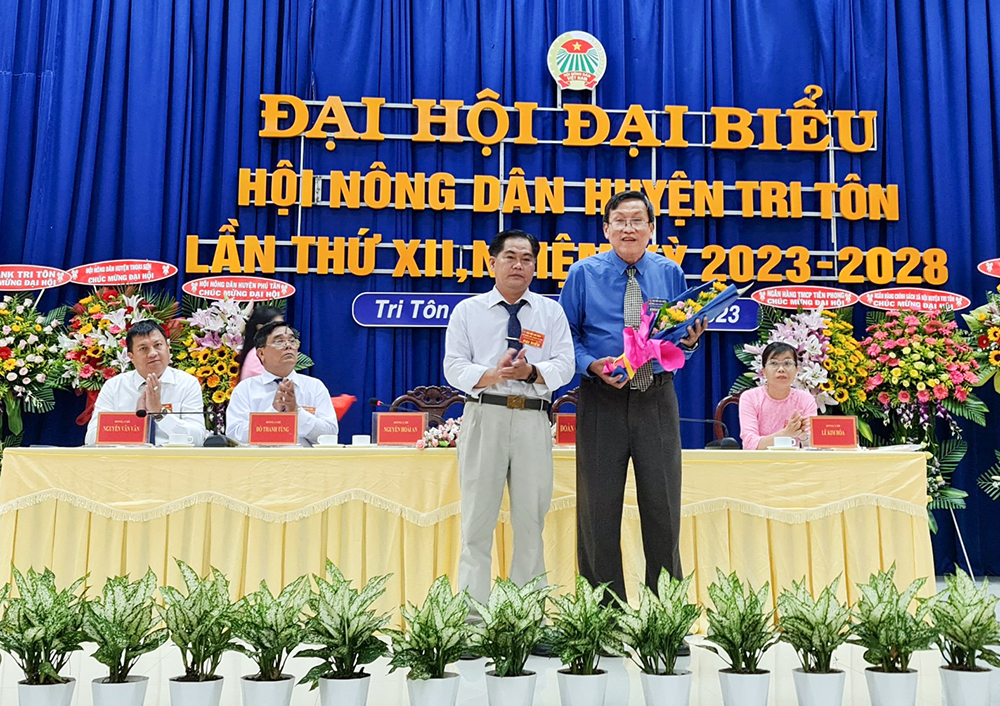 Ông Nguyễn Hoài An tái đắc cử Chủ tịch Hội Nông dân huyện Tri Tôn nhiệm kỳ 2023 - 2028