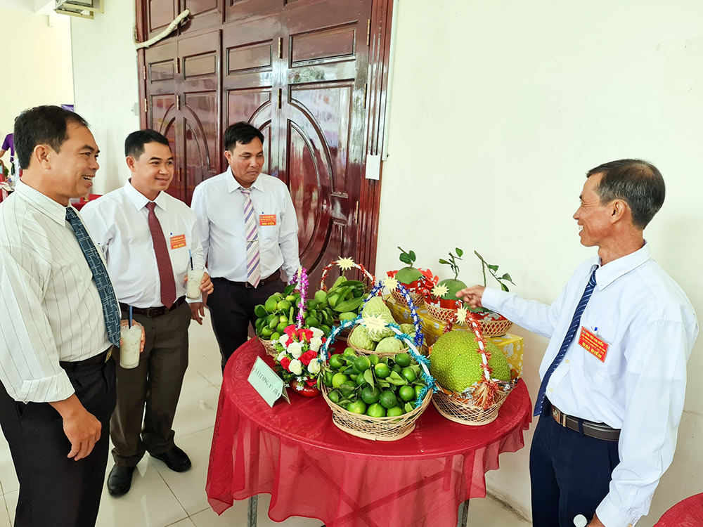 Ông Nguyễn Hoài An tái đắc cử Chủ tịch Hội Nông dân huyện Tri Tôn nhiệm kỳ 2023 - 2028