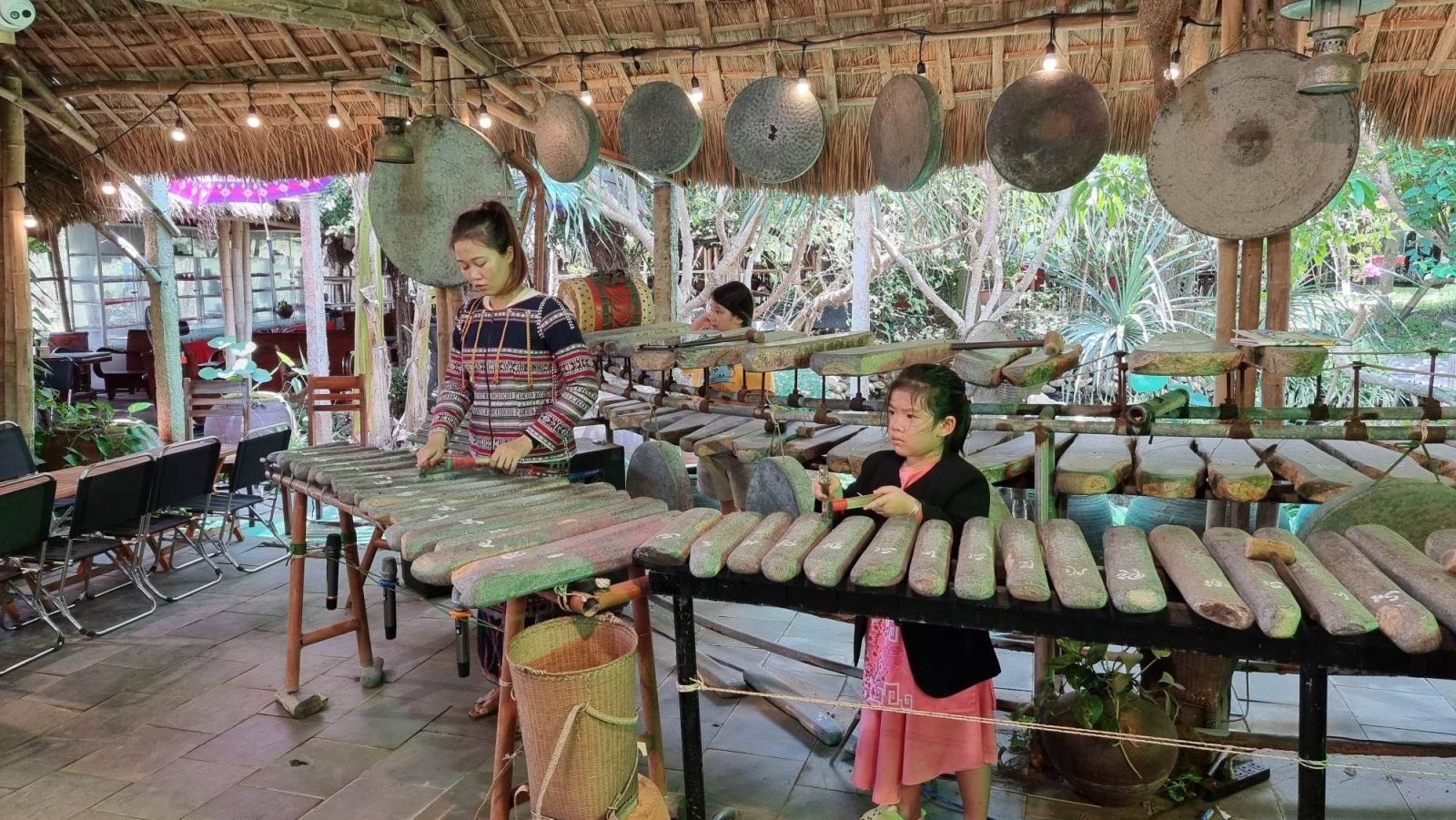 Ghềnh Đá Đĩa – biểu tượng du lịch Phú Yên