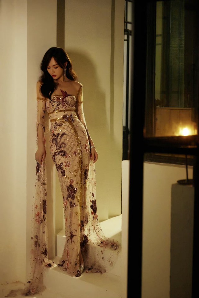 Angelababy, Đường Yên, Đường Nghệ Hân đọ sắc với những mẫu đầm tiệc lộng lẫy
